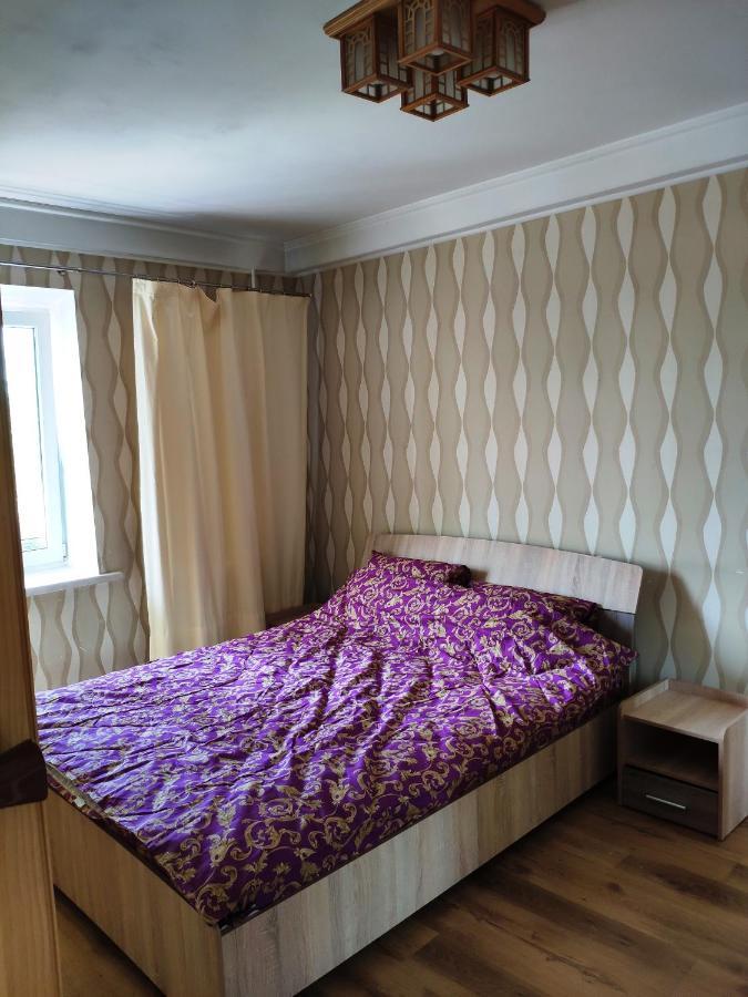 Cozy One Bedroom Apartment Kiev Exterior photo